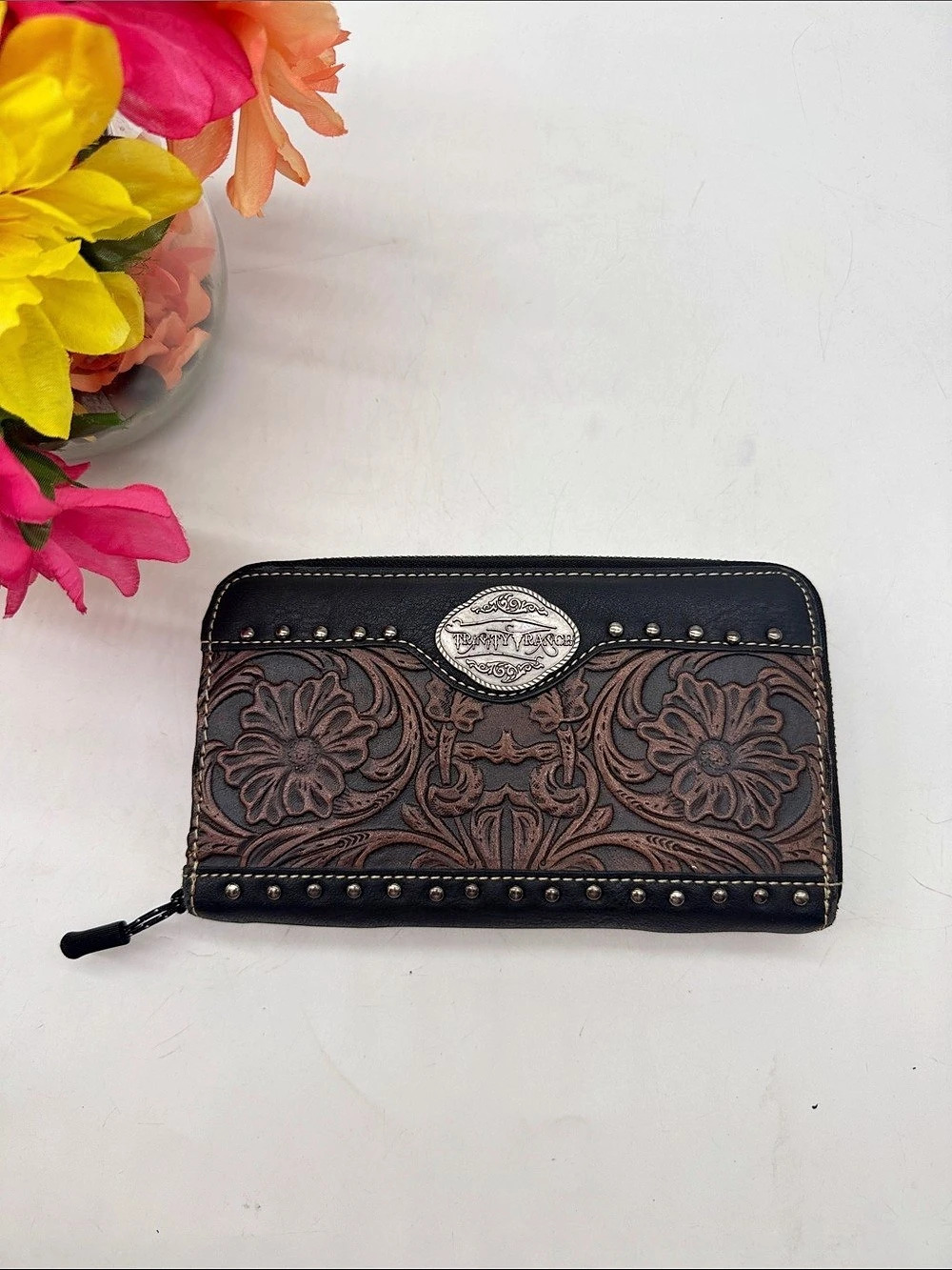 Trinity Ranch Floral Tooled Collection Wallet in Black & Brown